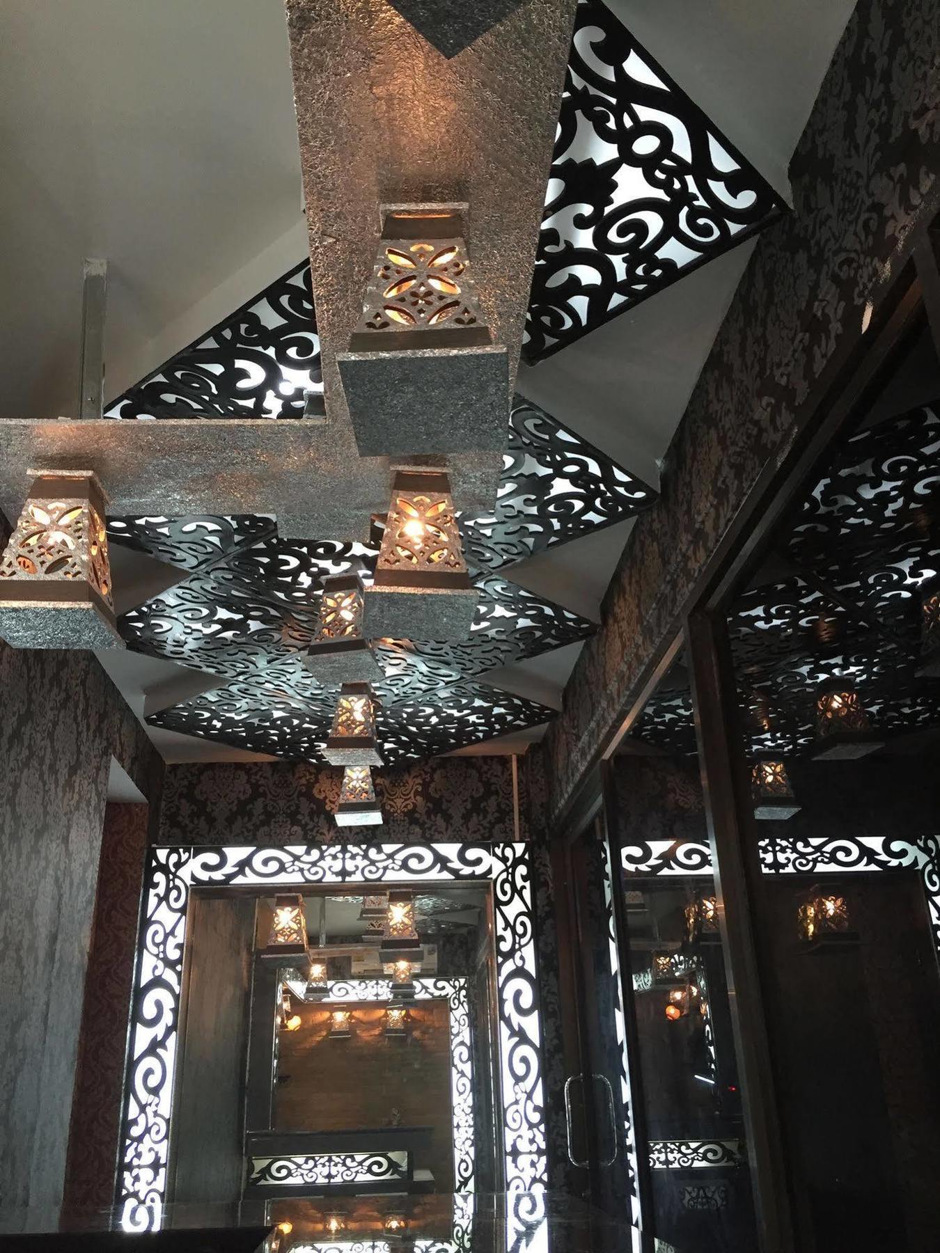 Harrys Suite Hotel Bangkok Eksteriør billede